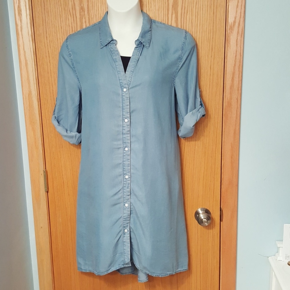 High-low chambray shirt dress